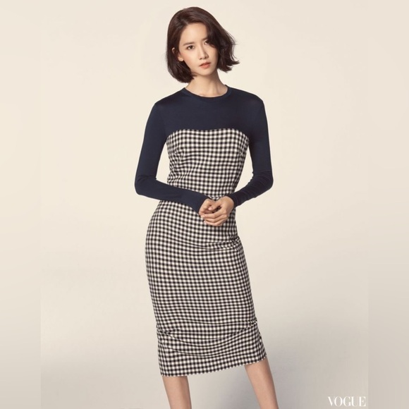 Max Mara Dress ⭐️Fashion show Vogue⭐️ Size 8 Made in Italy - Picture 2 of 16